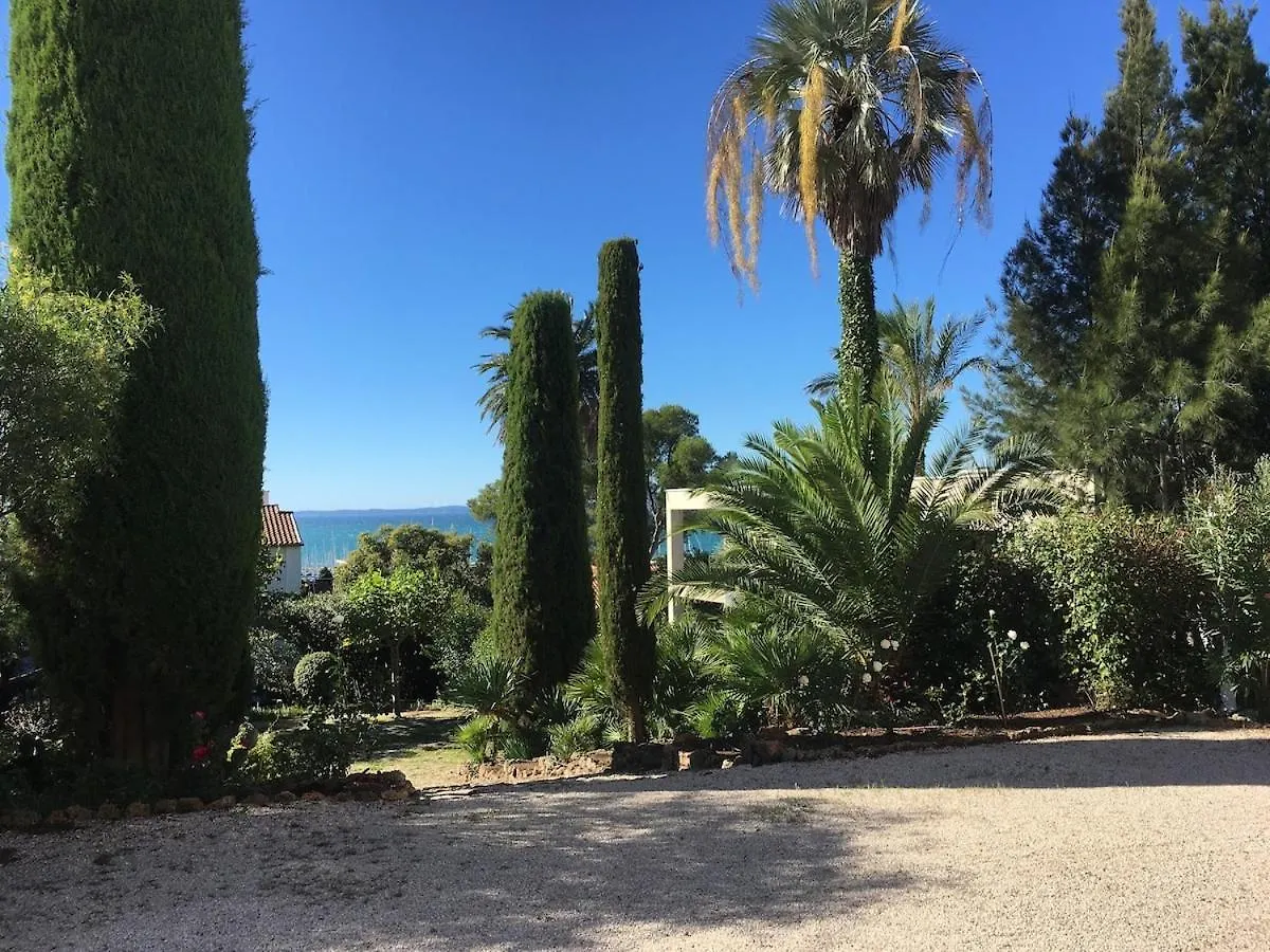 Apartment In A Historic Villa Saint-Raphaël